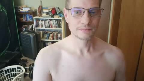 NakedClown online show from 04.28.26