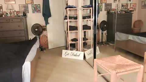 nakedmonkey online show from 05.08.26