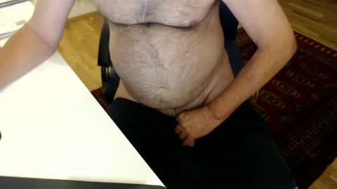 Snapshot of nakedwanker10 chatting on 07.04.26 Nakedwanker10 online show from 07.04.26