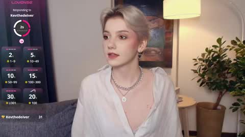 Kate online show from 11.28.25