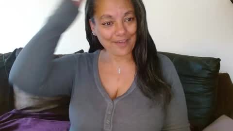 Nala Thickk online show from 10.21.25