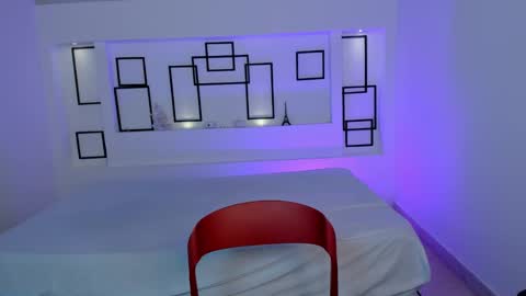 Snapshot of namoismith chatting on 02.10.25 Namoi Smith online show from 02.10.25