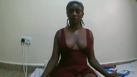 Snapshot of nana2095 chatting on 10.07.25 nana2095 online show from 10.07.25