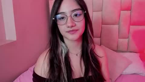 Snapshot of nana__s chatting on 03.12.26 Nana online show from 03.12.26