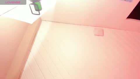 Snapshot of nana__s chatting on 03.22.26 Nana online show from 03.22.26