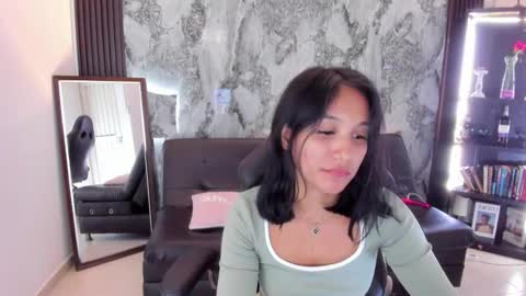 Snapshot of nanami_20 chatting on 03.22.26 samantha online show from 03.22.26