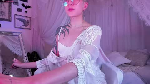 Alma  Maria online show from 04.09.26