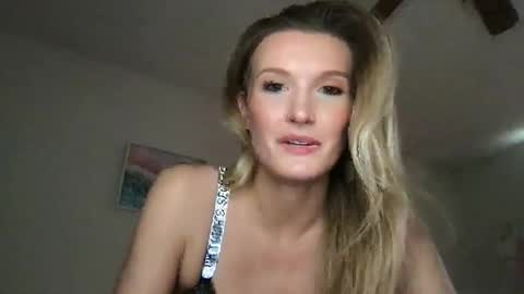 Snapshot of nancy_babe20 chatting on 01.13.26 Nancy online show from 01.13.26