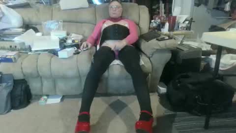 Snapshot of nancyboy_1 chatting on 12.16.25 nancyboy_1 online show from 12.16.25