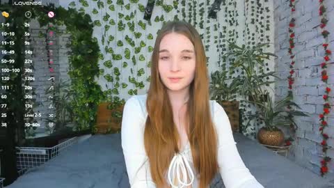 Snapshot of nancycaseys chatting on 02.13.25 Luna online show from 02.13.25