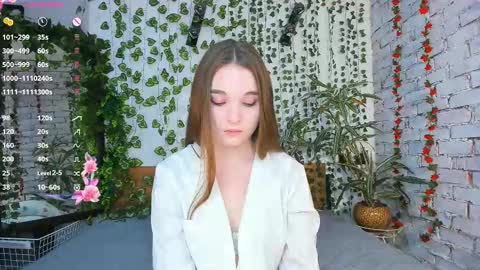 Snapshot of nancycaseys chatting on 02.24.25 Luna online show from 02.24.25