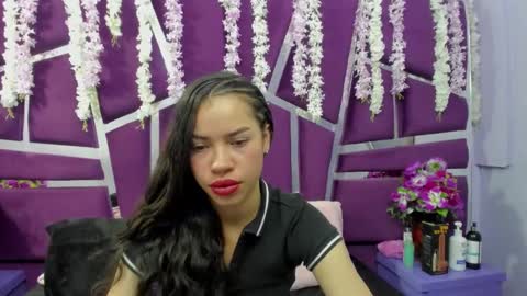 Snapshot of nanis_james15 chatting on 02.11.26 nanis james15 online show from 02.11.26