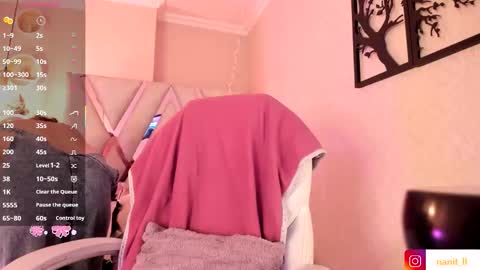 Snapshot of nanit_l chatting on 03.04.26 anna online show from 03.04.26