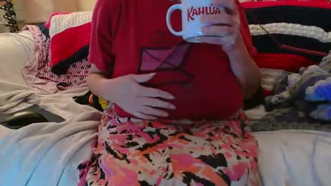 Snapshot of nannabaldur chatting on 11.24.25 Nanna Baldur online show from 11.24.25