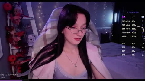 Snapshot of nannoyou chatting on 11.25.25 NannoNancy online show from 11.25.25