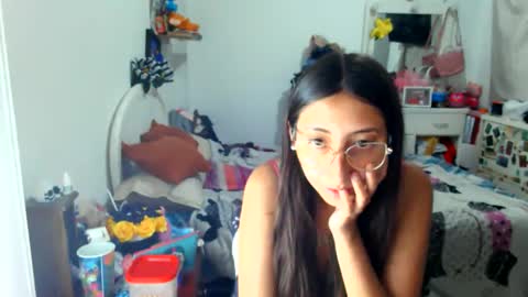 nanylux online show from 11.24.25