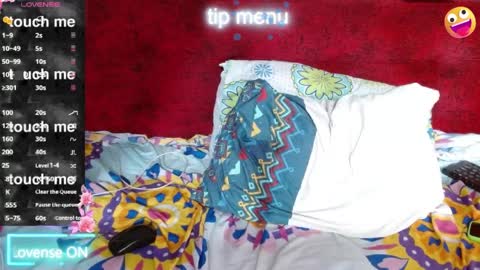 naomi_powel online show from 04.04.26