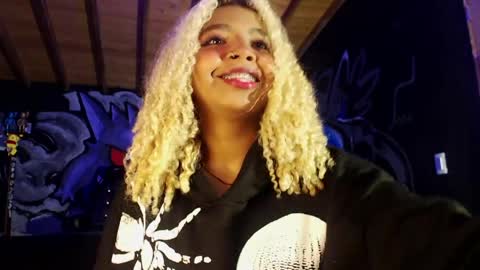 Snapshot of naomi_rider77 chatting on 04.15.26 mara Jos online show from 04.15.26