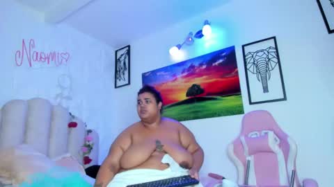 Snapshot of naomiasha_ chatting on 01.30.25    online show from 01.30.25