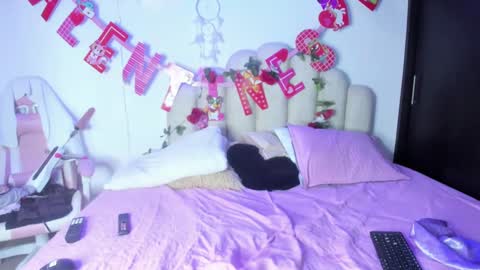 Snapshot of naomiasha_ chatting on 02.05.25    online show from 02.05.25