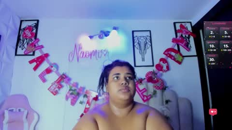 Snapshot of naomiasha_ chatting on 02.26.25    online show from 02.26.25