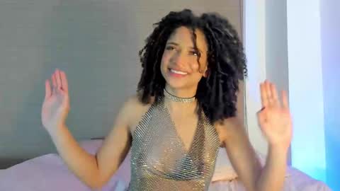 Snapshot of naomidawsonn chatting on 11.14.25 naomidawson online show from 11.14.25