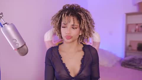 naomidawson online show from 03.18.26