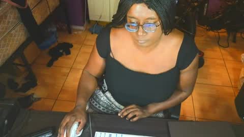 Naomi online show from 04.26.26