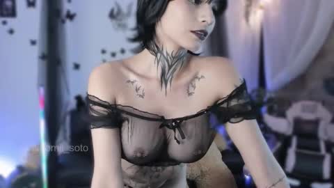 Naomi online show from 11.26.25