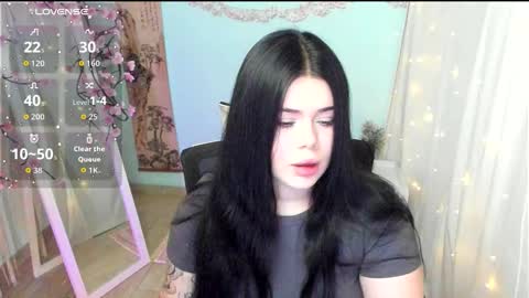 Snapshot of naomivibes chatting on 03.16.26 Naomi online show from 03.16.26