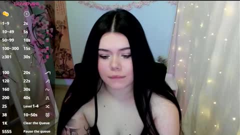 Snapshot of naomivibes chatting on 03.20.26 Naomi online show from 03.20.26