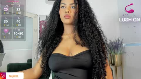 Snapshot of naomixjones1 chatting on 12.21.24 Naomi online show from 12.21.24