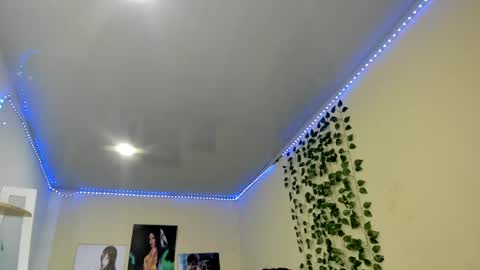 naomy online show from 02.13.25