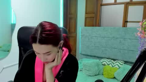 naomy online show from 09.25.25