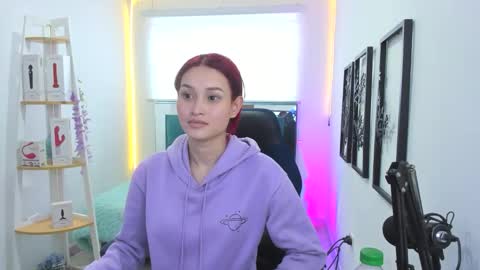 naomy online show from 10.21.25