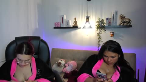 naomy online show from 05.13.26