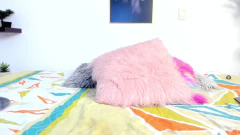 Snapshot of naomy_lida chatting on 01.27.25 Naomy online show from 01.27.25