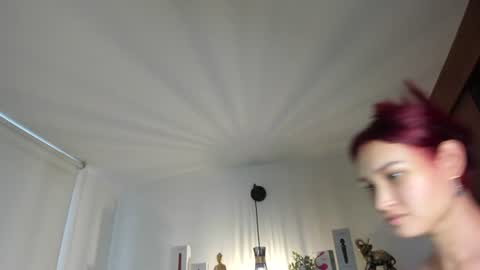 Naomy Stanley online show from 08.04.26
