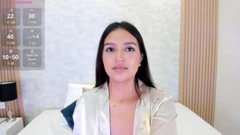 Snapshot of naomycollins__ chatting on 09.18.25 NAOMY online show from 09.18.25