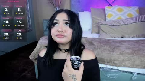 Naomy online show from 04.24.26