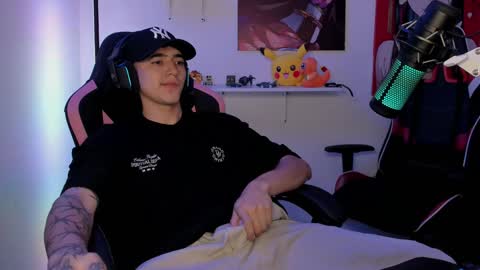 Snapshot of naranjo_seb chatting on 01.03.25 sebastian online show from 01.03.25