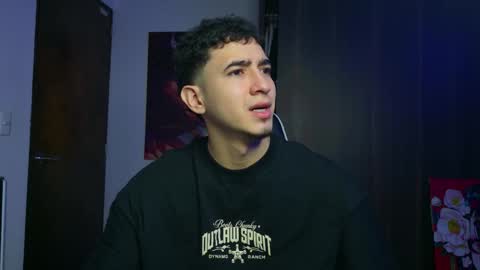 Snapshot of naranjo_seb chatting on 11.21.25 sebastian online show from 11.21.25