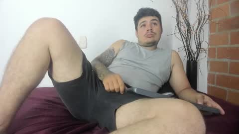 Snapshot of narciso_kh chatting on 08.08.26 deibyd online show from 08.08.26
