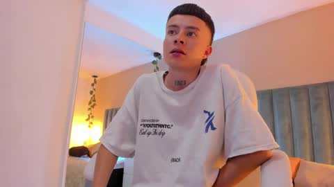 Snapshot of nascary_fox chatting on 09.10.25 Nascary Fox online show from 09.10.25