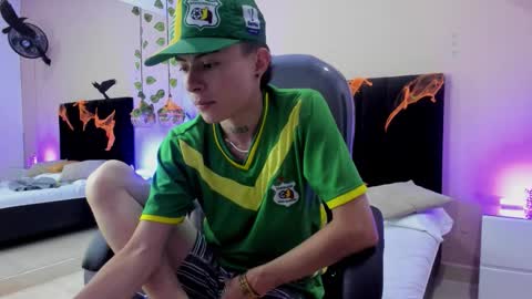 Snapshot of nascary_fox chatting on 10.27.25 Nascary Fox online show from 10.27.25