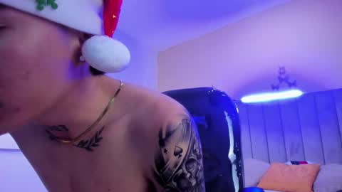 Snapshot of nascary_fox chatting on 12.16.25 Nascary Fox online show from 12.16.25