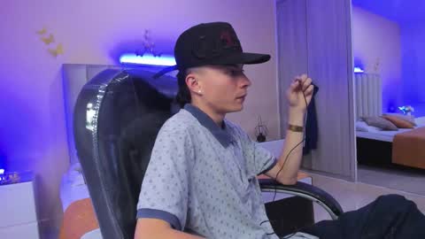 Snapshot of nascary_fox chatting on 01.14.26 Nascary Fox online show from 01.14.26