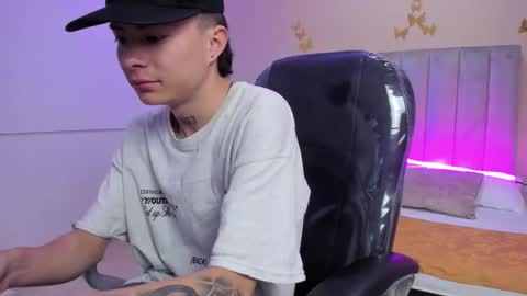 Snapshot of nascary_fox chatting on 02.01.26 Nascary Fox online show from 02.01.26