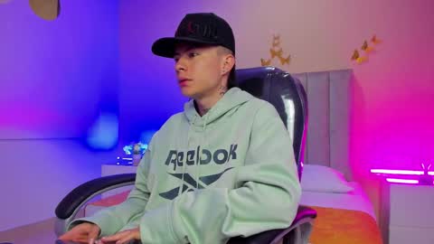 Snapshot of nascary_fox chatting on 03.17.26 Nascary Fox online show from 03.17.26