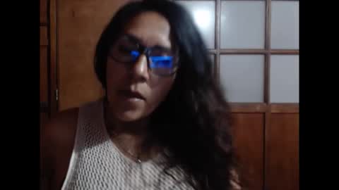 Snapshot of nasly_shy chatting on 11.30.25 Nasly Cute online show from 11.30.25